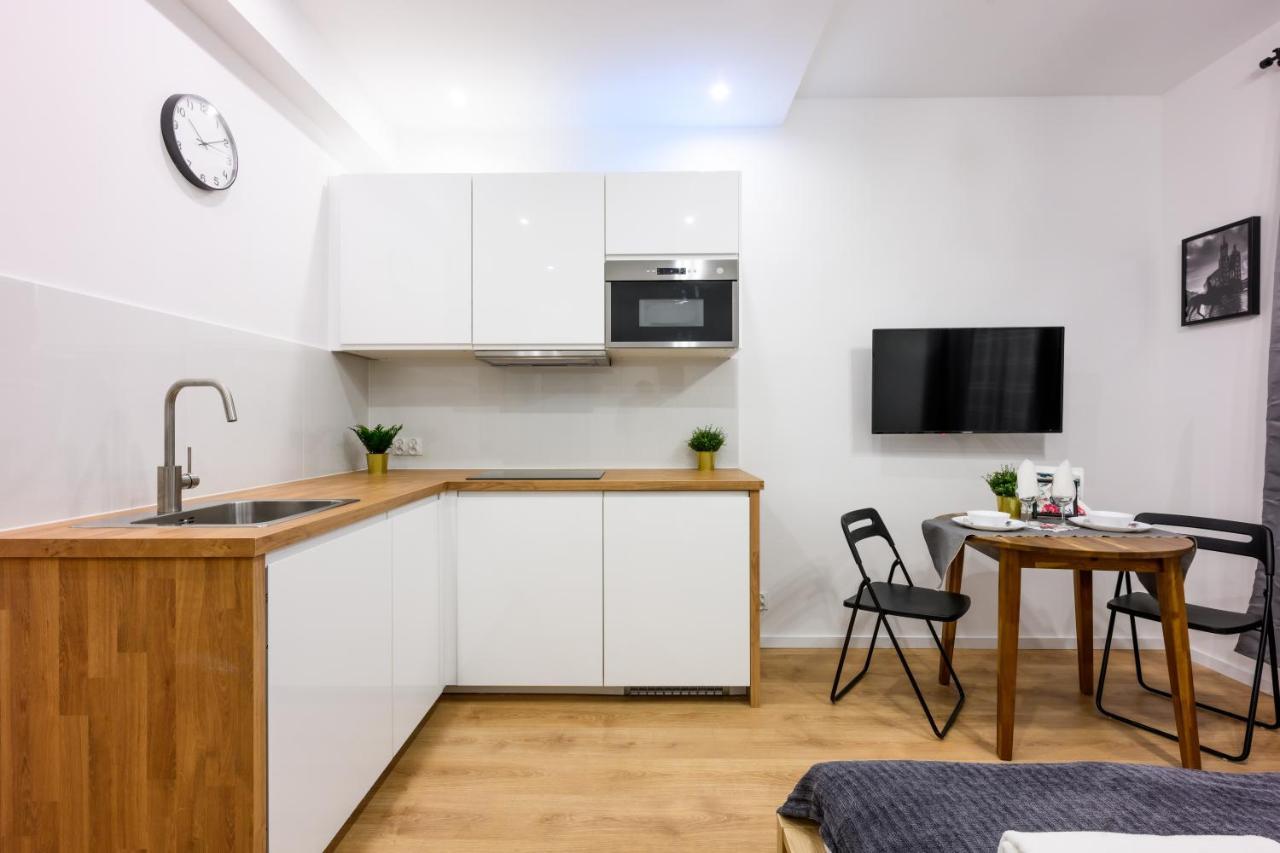 Cracow Rent Apartments - Spacious Apartments For 2-7 People In Quiet Area - Kolberga Street Nr 3 - 10 Min To Main Square By Foot Krasków Εξωτερικό φωτογραφία