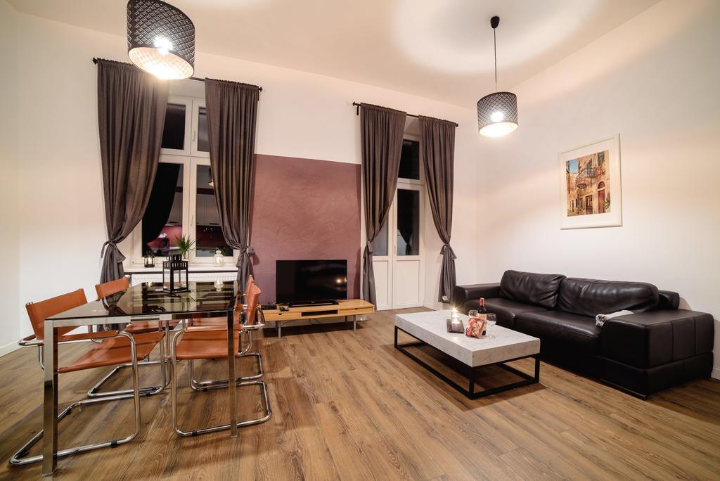Cracow Rent Apartments - Spacious Apartments For 2-7 People In Quiet Area - Kolberga Street Nr 3 - 10 Min To Main Square By Foot Krasków Εξωτερικό φωτογραφία
