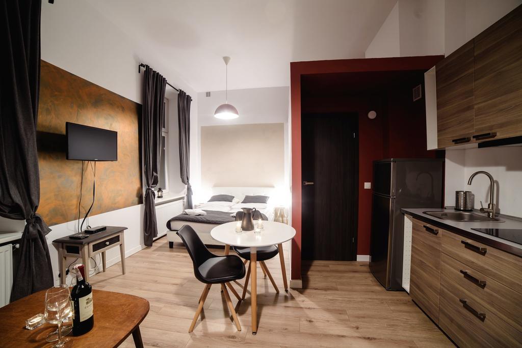 Cracow Rent Apartments - Spacious Apartments For 2-7 People In Quiet Area - Kolberga Street Nr 3 - 10 Min To Main Square By Foot Krasków Εξωτερικό φωτογραφία