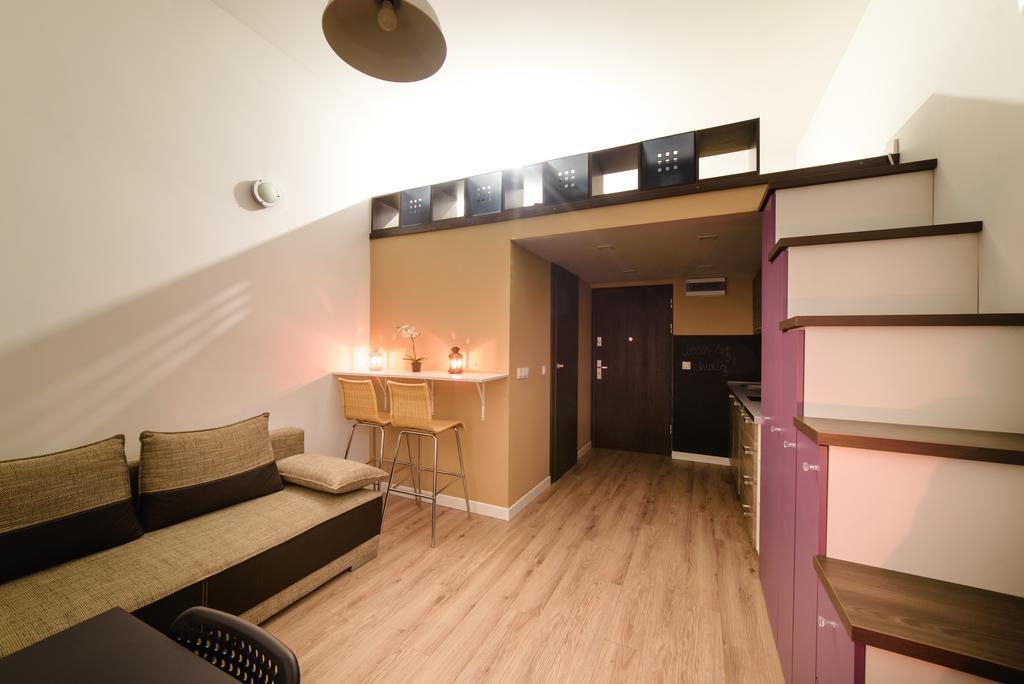 Cracow Rent Apartments - Spacious Apartments For 2-7 People In Quiet Area - Kolberga Street Nr 3 - 10 Min To Main Square By Foot Krasków Εξωτερικό φωτογραφία