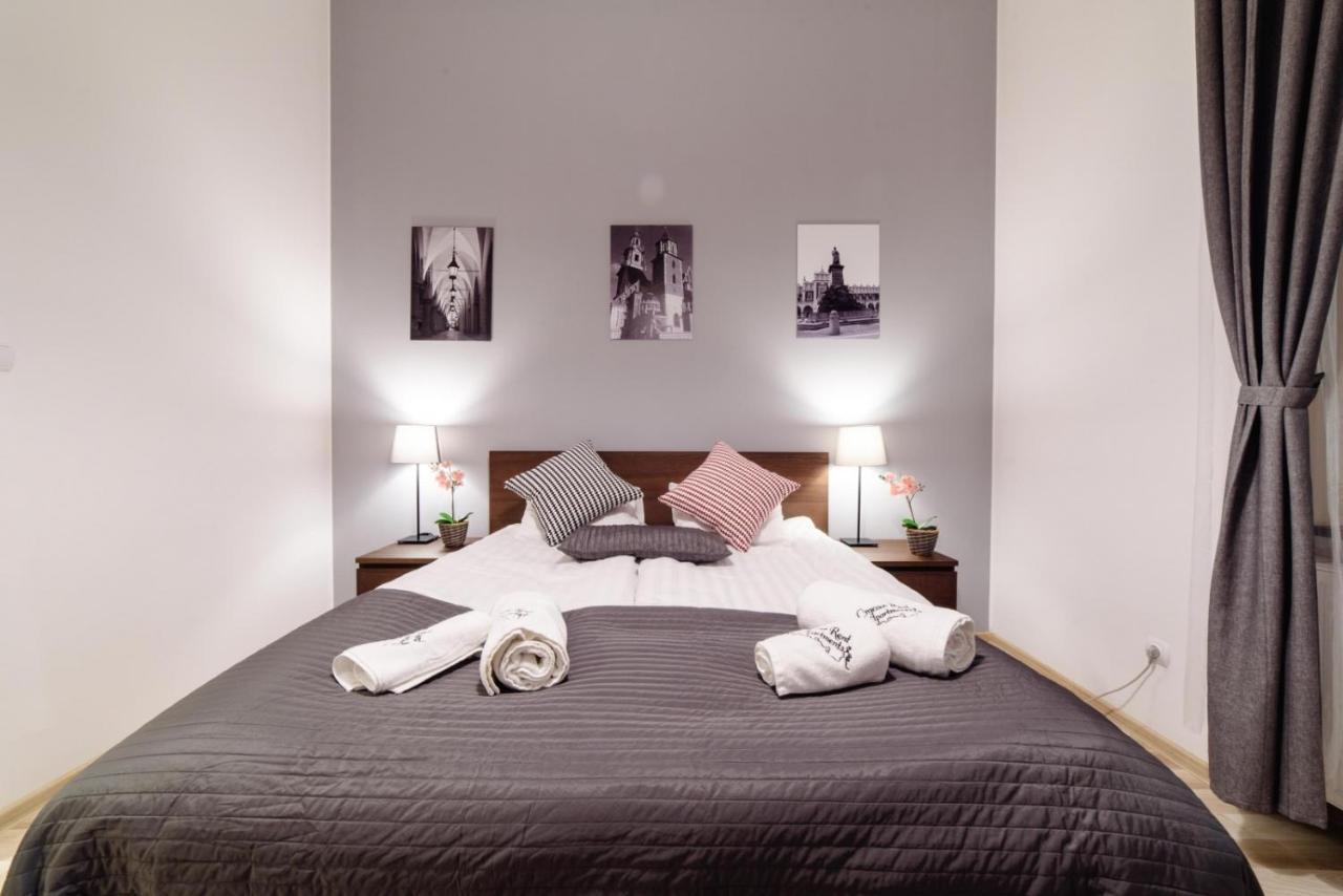 Cracow Rent Apartments - Spacious Apartments For 2-7 People In Quiet Area - Kolberga Street Nr 3 - 10 Min To Main Square By Foot Krasków Εξωτερικό φωτογραφία