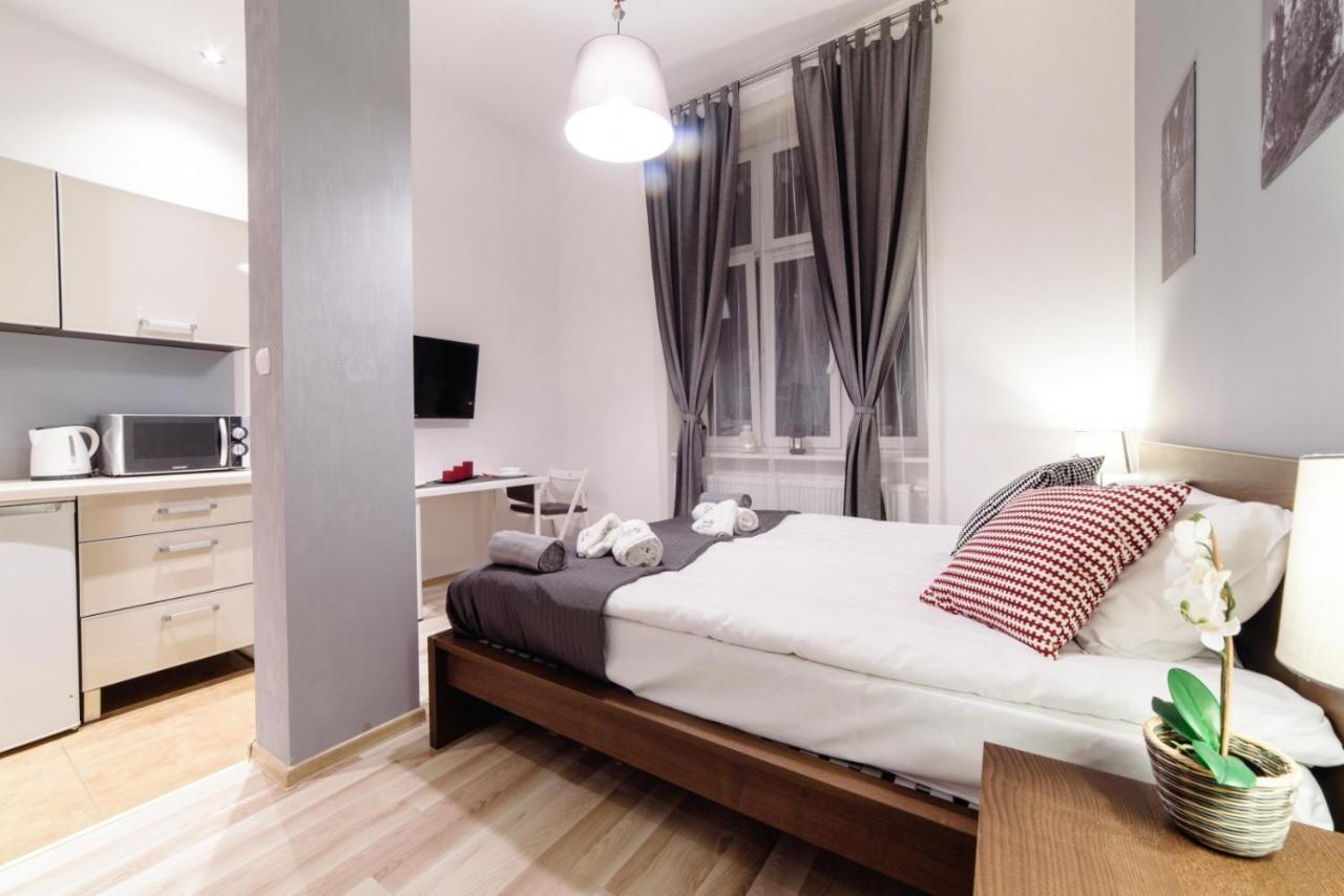 Cracow Rent Apartments - Spacious Apartments For 2-7 People In Quiet Area - Kolberga Street Nr 3 - 10 Min To Main Square By Foot Krasków Εξωτερικό φωτογραφία